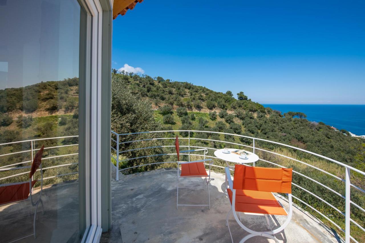 Avgi Villa Glossa Exterior photo