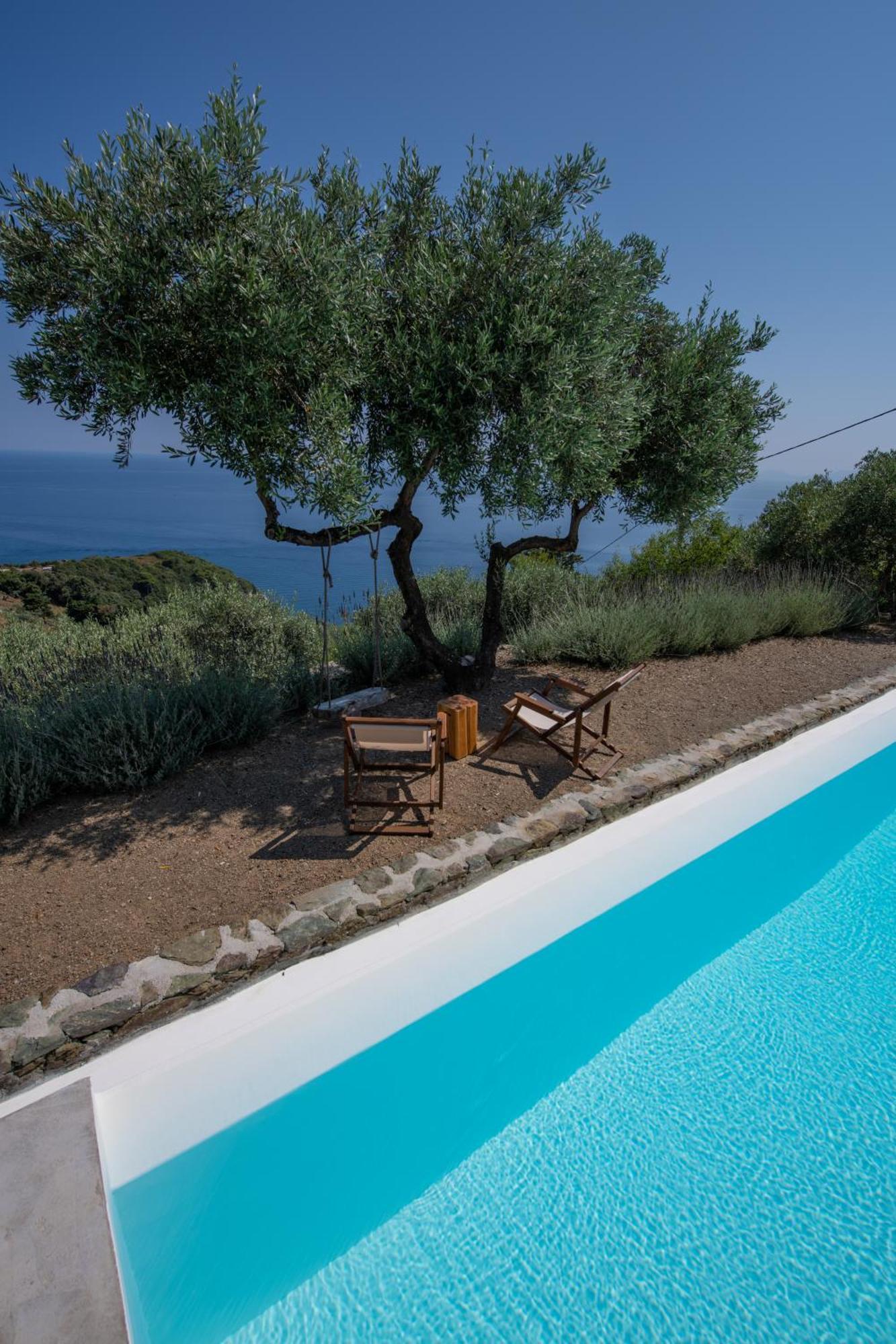 Avgi Villa Glossa Exterior photo